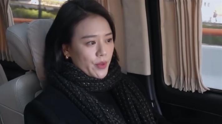 马思纯 马思纯晒健身美照，全素颜出镜颜值耐打，瘦身成功后又美又自信