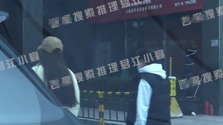 张雨绮|张雨绮带男友接娃放学！二人已同居，恋爱频率堪称“女版王思聪”