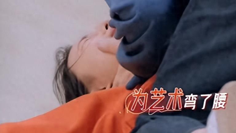 陈楚河|当众表演“侵犯”戏码，看女嘉宾像选妃，这些综艺吃相太难看了