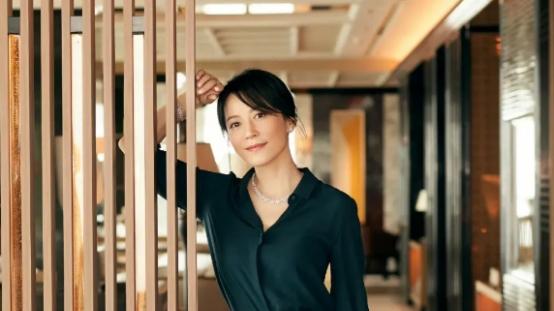 知三当三？俞飞鸿被曝与富豪生情，秘密产子已30岁