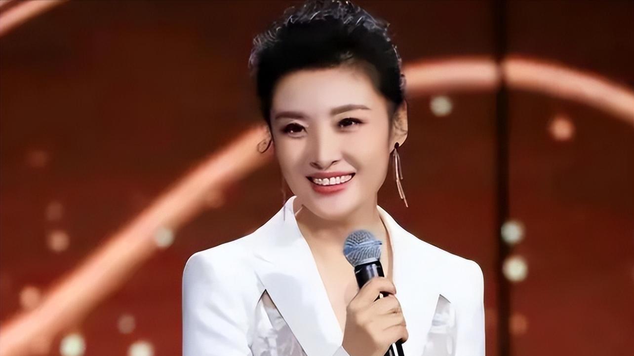 央视|离开央视4位主持人，各有各的原因，有人身家破亿，有人成阶下囚