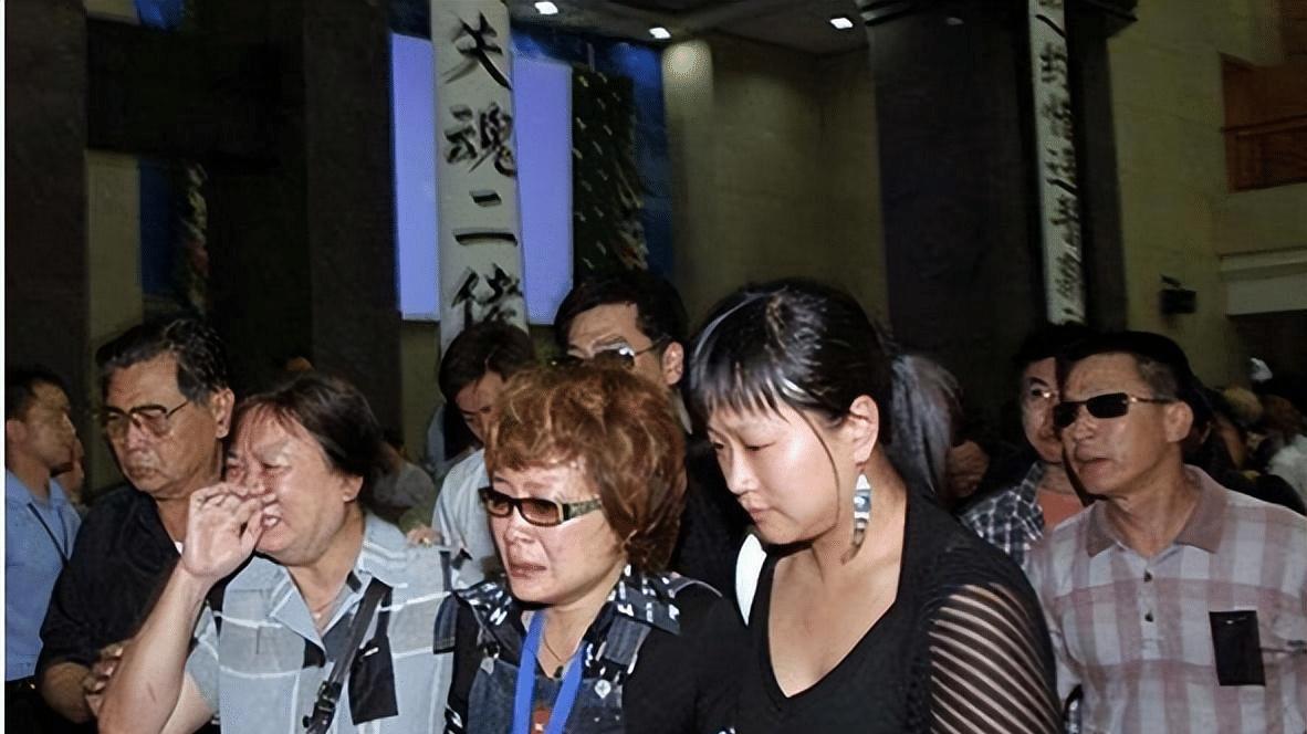 外来媳妇本地郎|《外来媳妇本地郎》苏妙婵的悲剧人生，55岁接连被打击