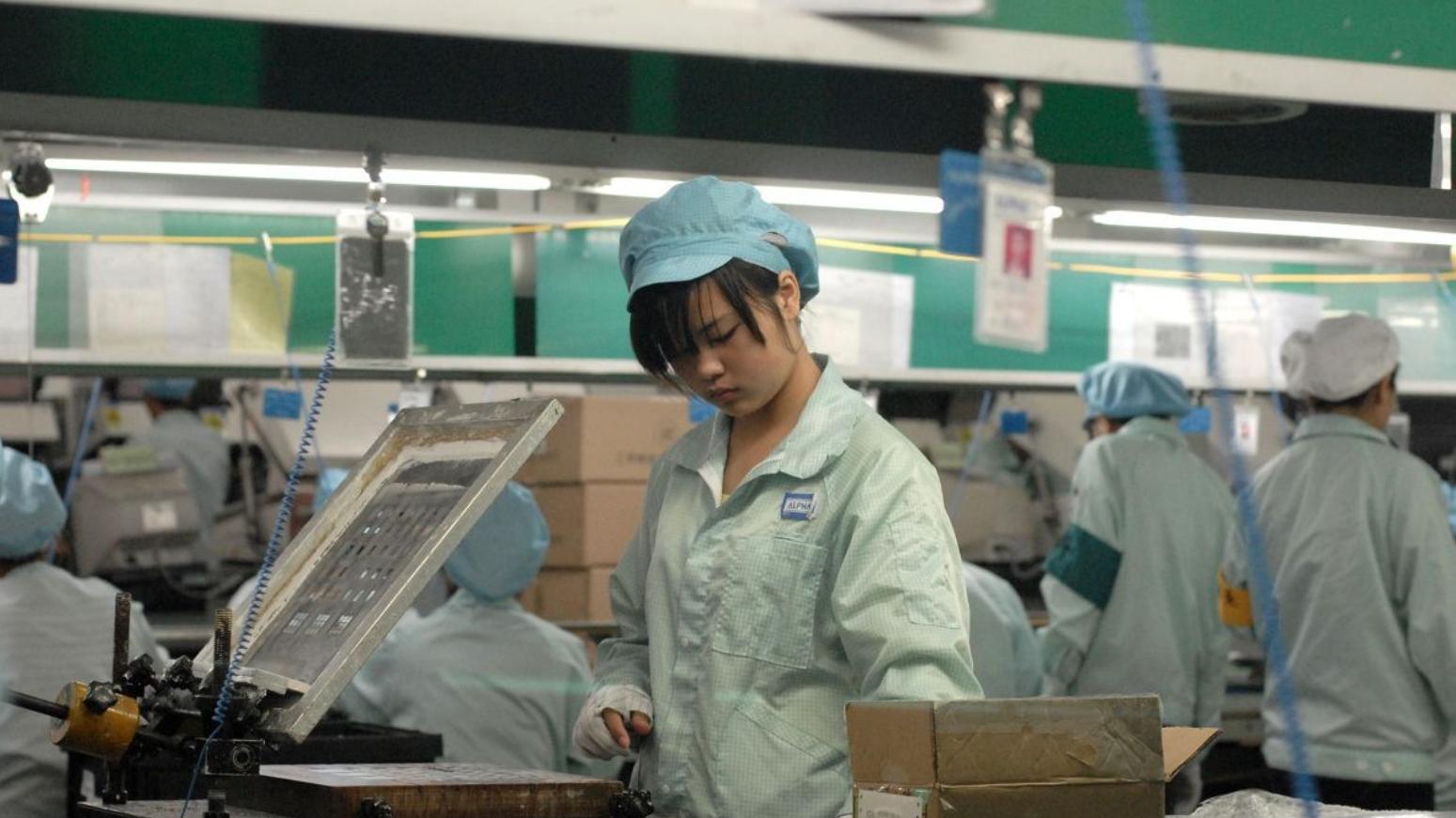 本科生|本科生却在流水线上班，天天和初中学历的人工作，感觉心里不平衡