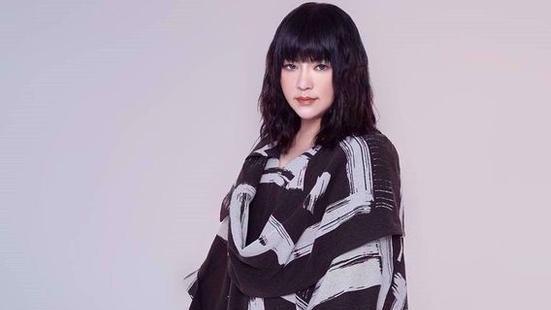 黄子佼曝光圈内多位好友猛料，唐绮阳回击：内心黑暗喷发