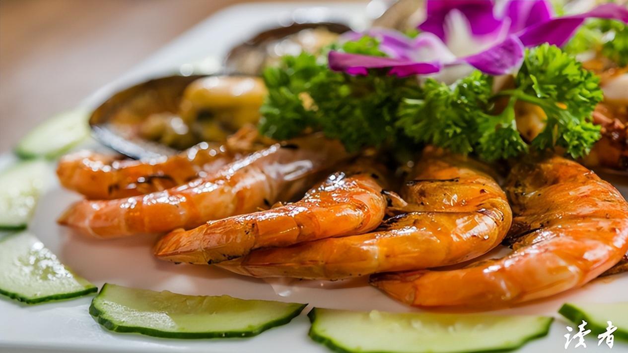 华为员工食堂1张私照流出，曝光了职场最扎心的真相