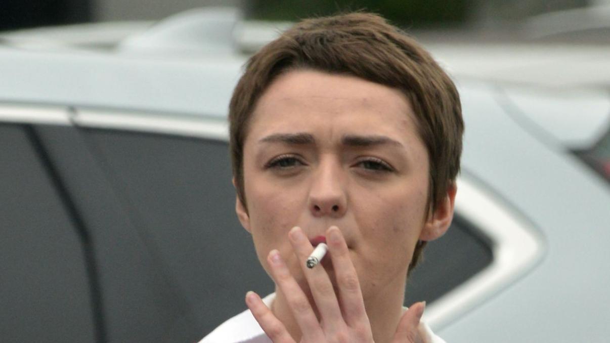 权力的游戏|“二丫”沧桑得像40岁，《权力的游戏》热播12年，童星颜值大变样