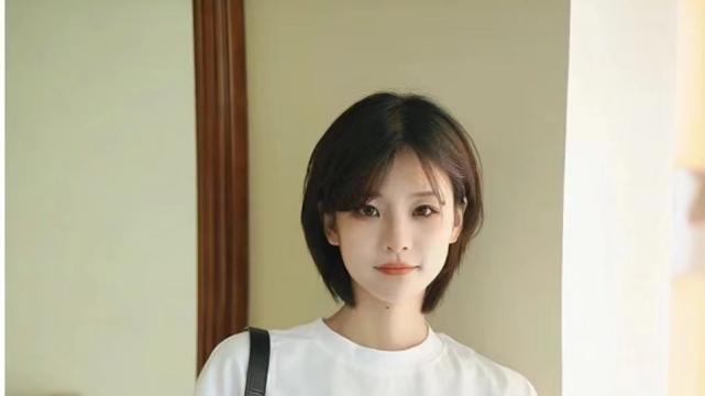 牛肉 剪掉你的长发吧！今夏流行这3种“齐耳短发”，洋气减龄还显脸小