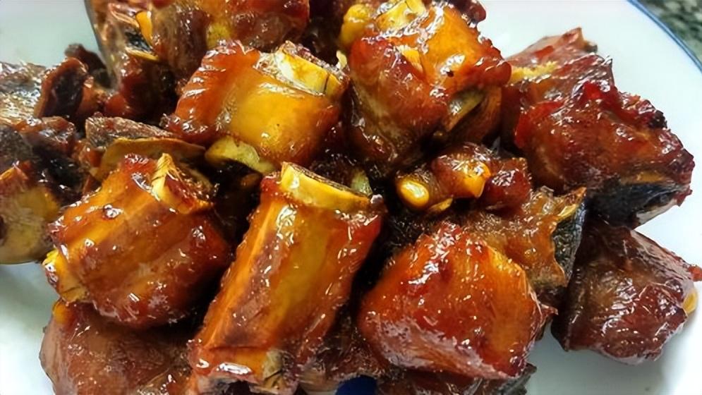 |红烧肉不管怎么做，都不要直接下锅，教你一招，肉质爽滑还不腻