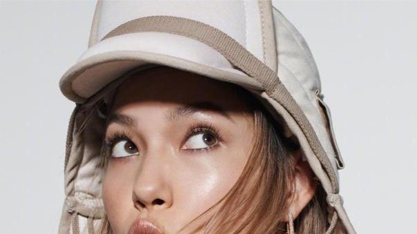 谷爱凌|故意把美女拍丑？谷爱凌登杂志封面容貌大变，网友：满满的村姑风