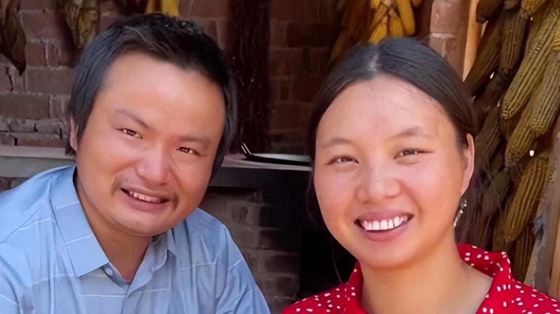 牛爱芳小儿子确诊基因突变，唇腭裂眼斜明显，网友：这是“报应”