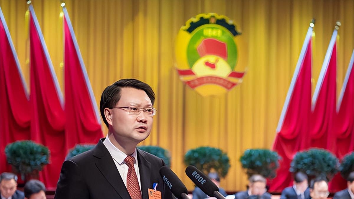 为什么扬州张副市长、成都雷副区长都不愿意第一时间发声自证清白