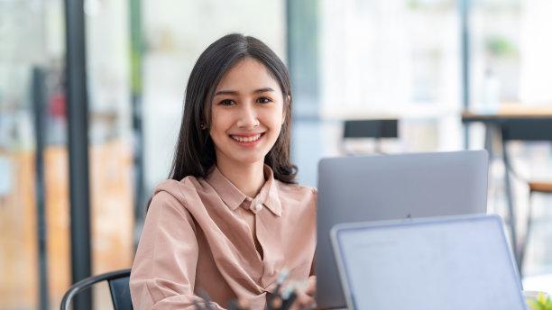 |职场上“小人”的心理：别人说我，不行，是嫉妒，不是我做不好