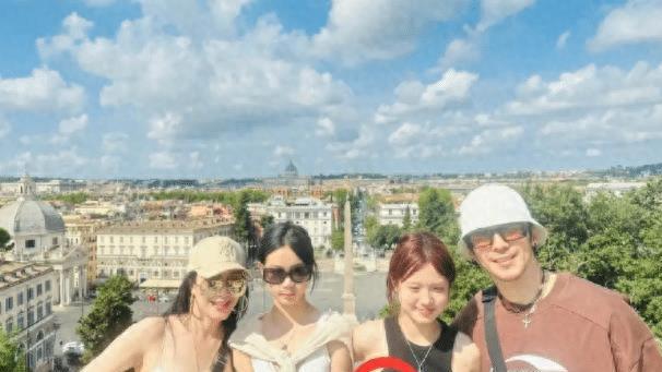 张伦硕发长文抱怨：8年活在谎言里，心真累，遭遇失望被抓