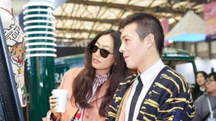 回顾：陈冠希与华谊董事长的妻子，在日本街头激情热吻惹争议