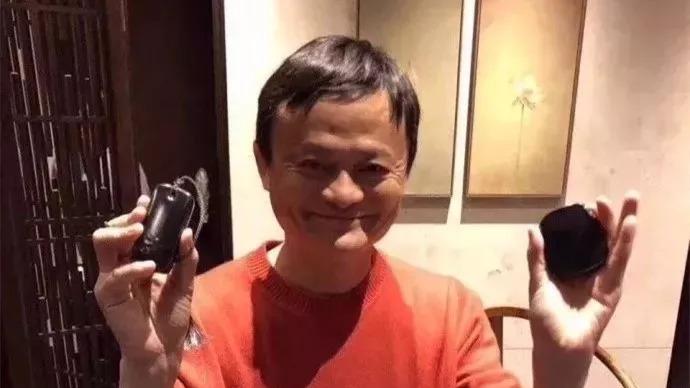 沉香|名人与玉石的传奇：从古代到现代，你都知道哪些？