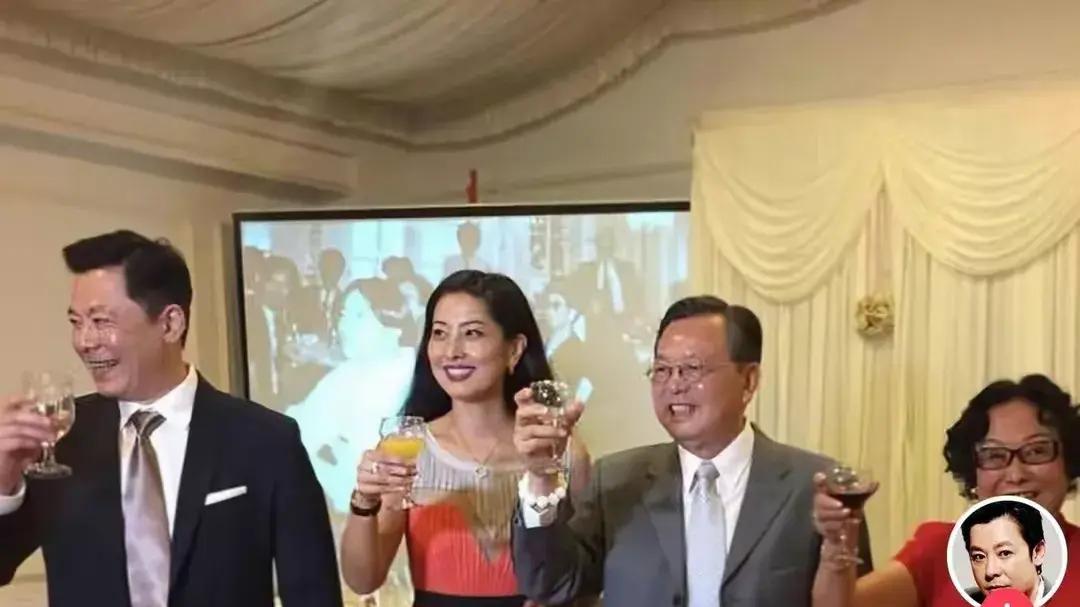 57岁戏骨祖孙三代崇洋媚外？妻子女儿似明星，大赞国外生活安逸