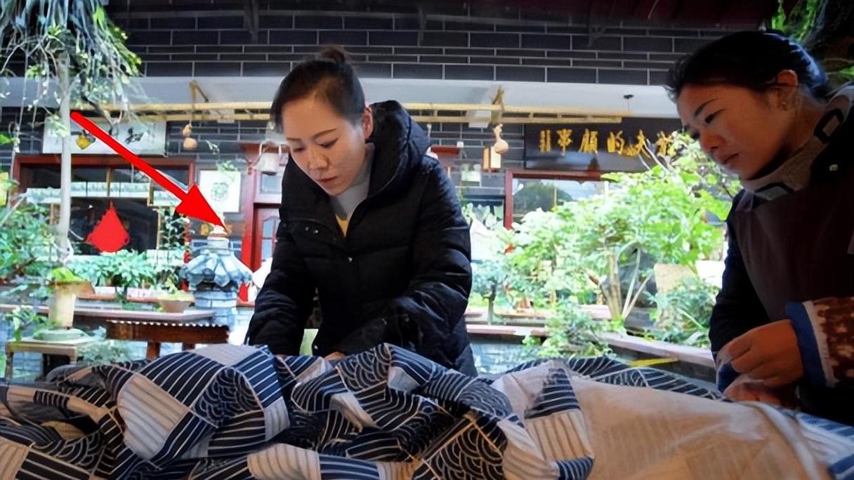 教师|年轻女教师辞职信走红，看似礼貌实则炫耀，校长不知道如何回应了