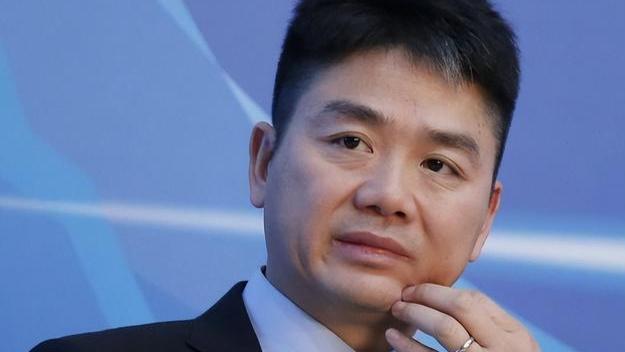 章泽天|刘强东三胎得子后续：章泽天独自一人坐月子，17岁长子处境引争议