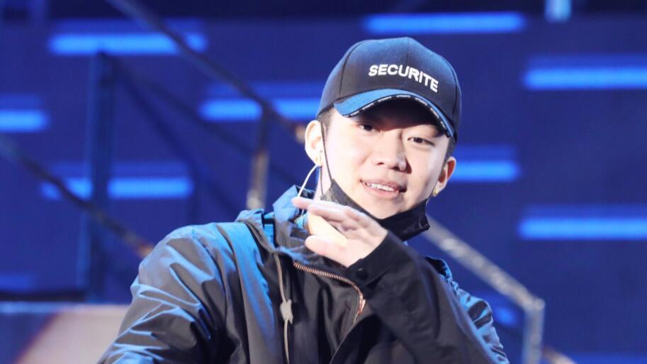 周淑怡人气直线下降，在直播间里发飙，被怀疑精神有问题