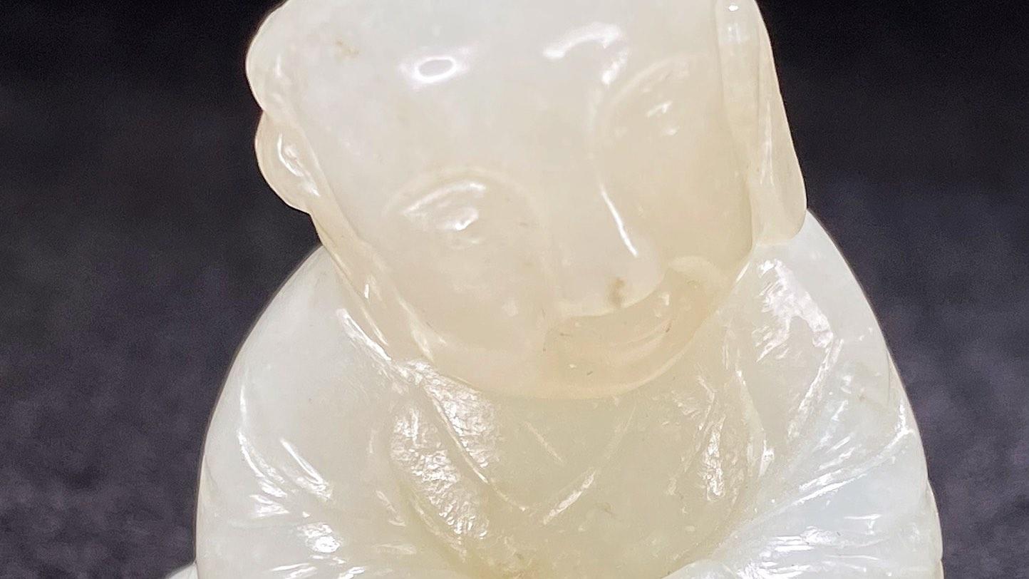 和田玉籽料|清中期 和田玉籽料 白玉 童子击鼓 把件 摆件