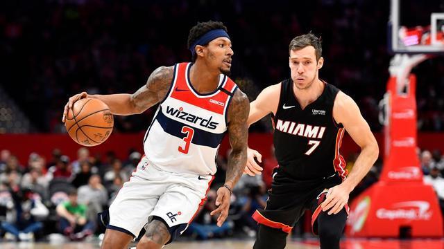 NBA内部消息称：湖人队有可能操纵交易市场得到布拉德利·比尔的支持