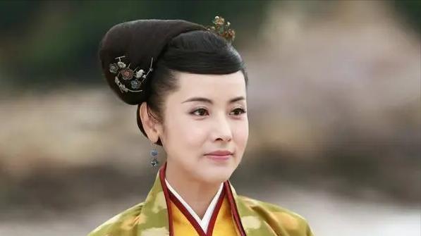 杨明娜|杨明娜：婚后3年与田亮对簿公堂，被指不称职，多年经营一夜崩塌