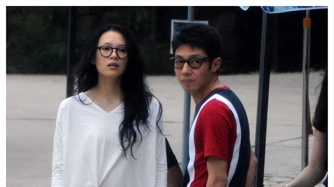 汪峰章子怡官宣离婚，8年婚姻结束，网友：撒贝宁真是“神预言”