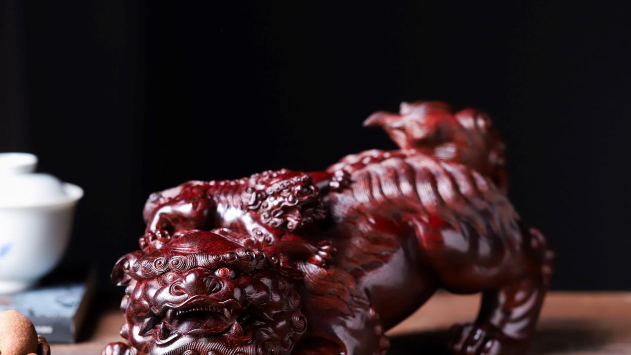 梅花五角|官运亨通，吉祥喜庆，小叶紫檀木雕，太狮少狮