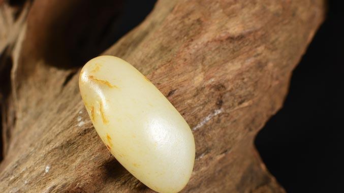 |收藏和田玉原石的时候，要注意什么？