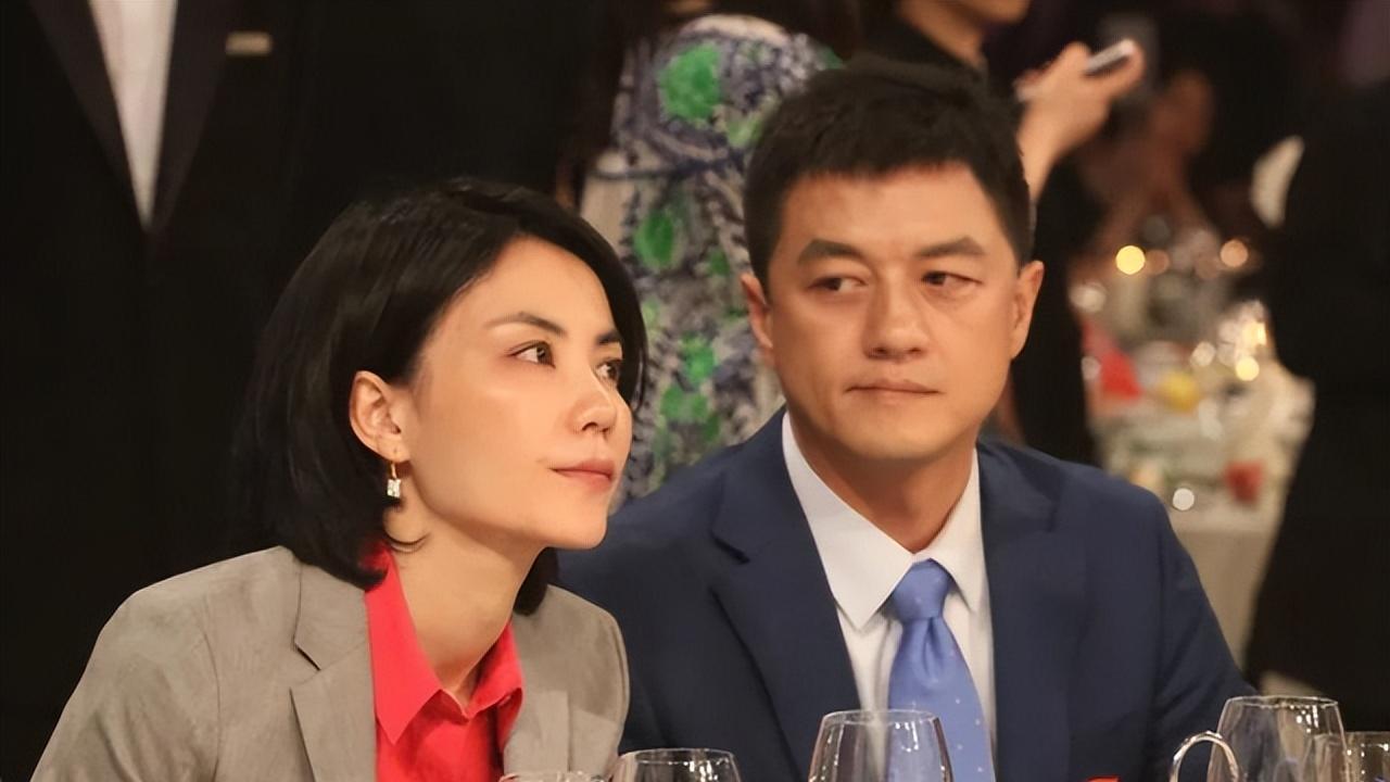 李亚鹏|李亚鹏秀恩爱，关王菲什么事？