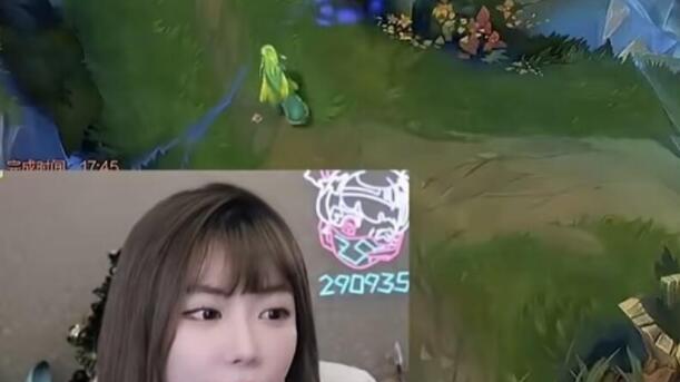 周淑怡罕见在直播时红温，被粉丝要求cos李小璐，当场破防爆粗口