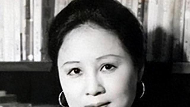 善恶终有报！“虚伪无耻、插足上位”的琼瑶，已经活成了一个笑话