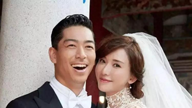 欠下五百万、被家暴到出血，这三位嫁给黑人的女星，现状怎样了？