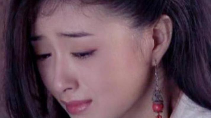 40岁无人敢娶的蒋欣，已经活成了一个笑话？