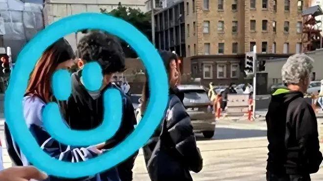 张柏芝大儿子感情生活大乱！女方怀孕爆料，找谢霆锋反被埋怨责怪！