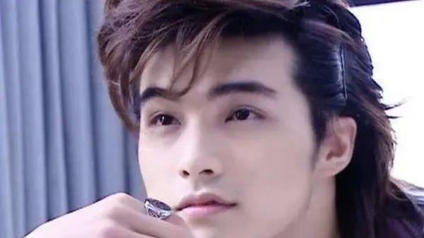 贺军翔|贺军翔：一位名不副实的女儿奴