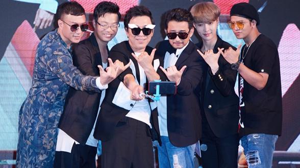 王迅|男人帮永不散场，王迅刚退出节目，黄渤孙红雷直接伸出援手！