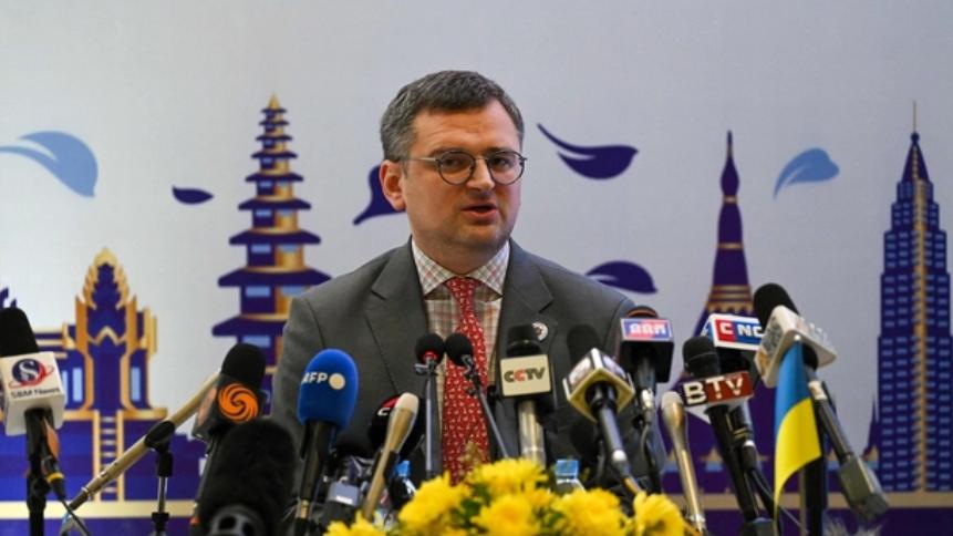 乌克兰|严重缺人，乌外交部急招21国大使！乌外长：每个人都有机会，优先考虑女性