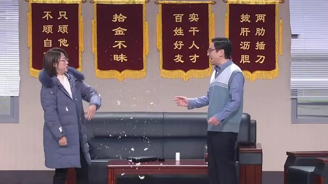 龚俊|马丽回应春晚鞋跟掉了，苏有朋汪苏泷王铮亮同台演出，春晚精彩