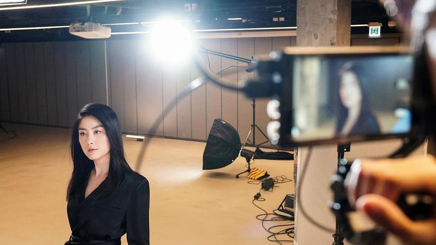 范丞丞|陈慧琳车祸后首现身，眼周疤痕明显，直言儿子的心理创伤严重