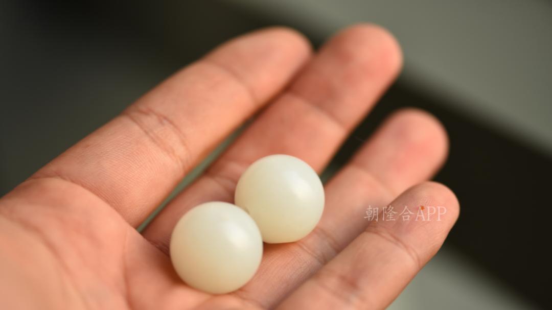 牡丹一元|和田玉籽料车珠子是到底是土豪还是？