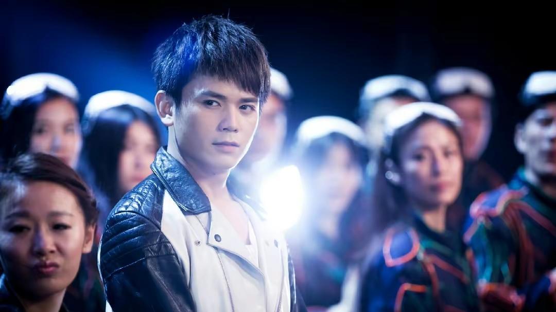 张恒远|张恒远妻子毕夏发布讣告，一切太突然，上个月还跟汪峰一起演出