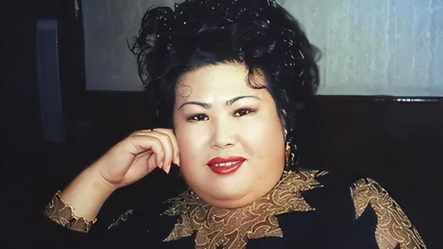 董立范|“富婆”董立范：被初恋骗走5万块，58岁单身未婚，现在怎么样了