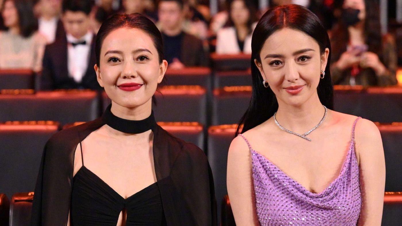 胡歌|内娱合影名场面来了！胡歌吴磊搞笑同框，热巴与千玺似豪门姐弟