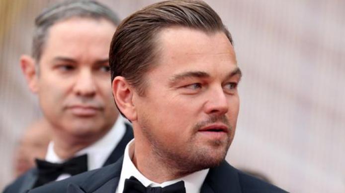 莱昂纳多·迪卡普里奥|“小李子”莱昂纳多约会19岁女孩惹反感