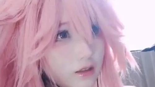 |一场直播狂赚270万，400万粉丝网红秃崽，合照被曝光后发文要退网