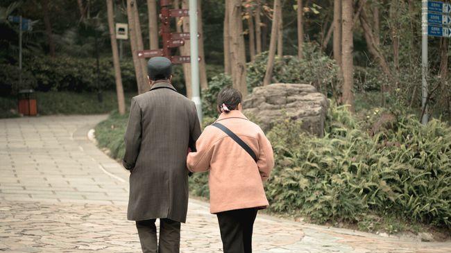 陕西安康，一老人与老伴结婚41年后，老伴经常因生活琐事与老人发生争执，导致两人感情破裂
