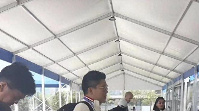 霍启刚赴杭州与郭晶晶会合！霍震霆兴奋陪同，并为儿媳感到自豪！