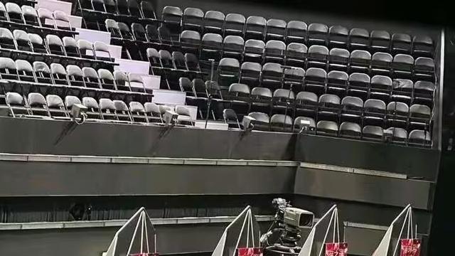 奔跑吧兄弟|好声音现场座位图曝光，薛之谦、周华健坐中间，歌手地位一目了然