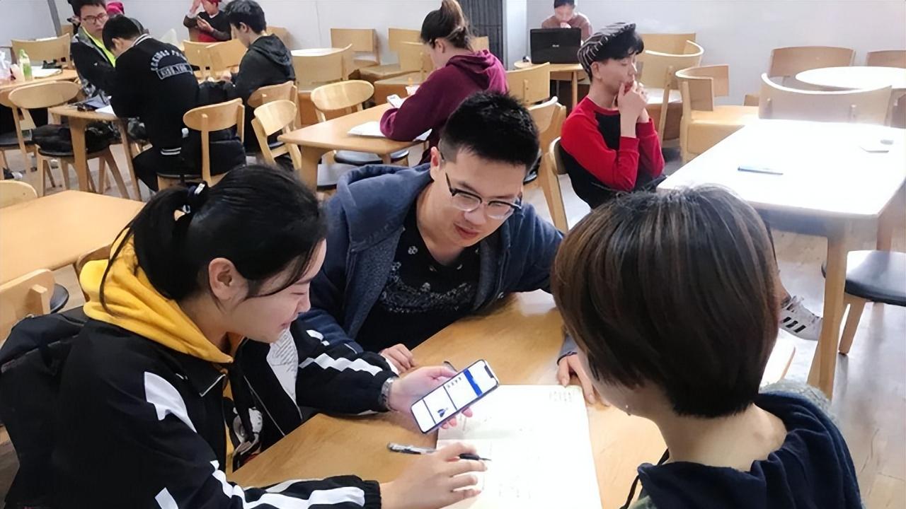 招聘|985导师直言不想再招女学生，成绩再好也没用，原因太过现实